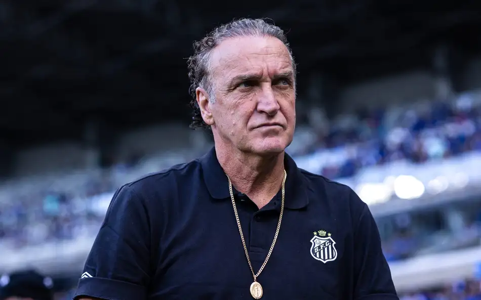 Santos vence Atlético-MG na Vila Belmiro, mas Cuca mantém o pé no chão