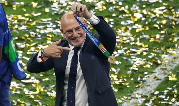 Luis de la Fuente consolida legado após títulos da Eurocopa 2024 e Copa do Mundo 2026