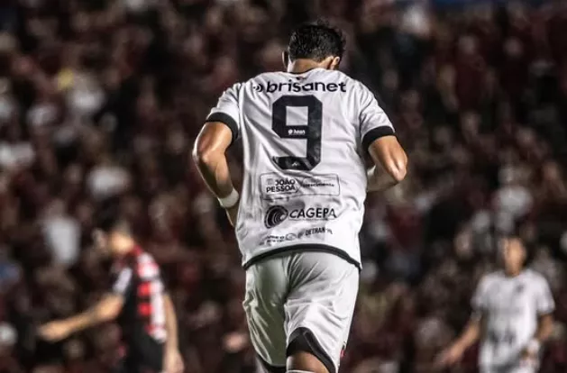 Henrique Dourado encerra vínculo com Botafogo-PB e abre novo capítulo na carreira