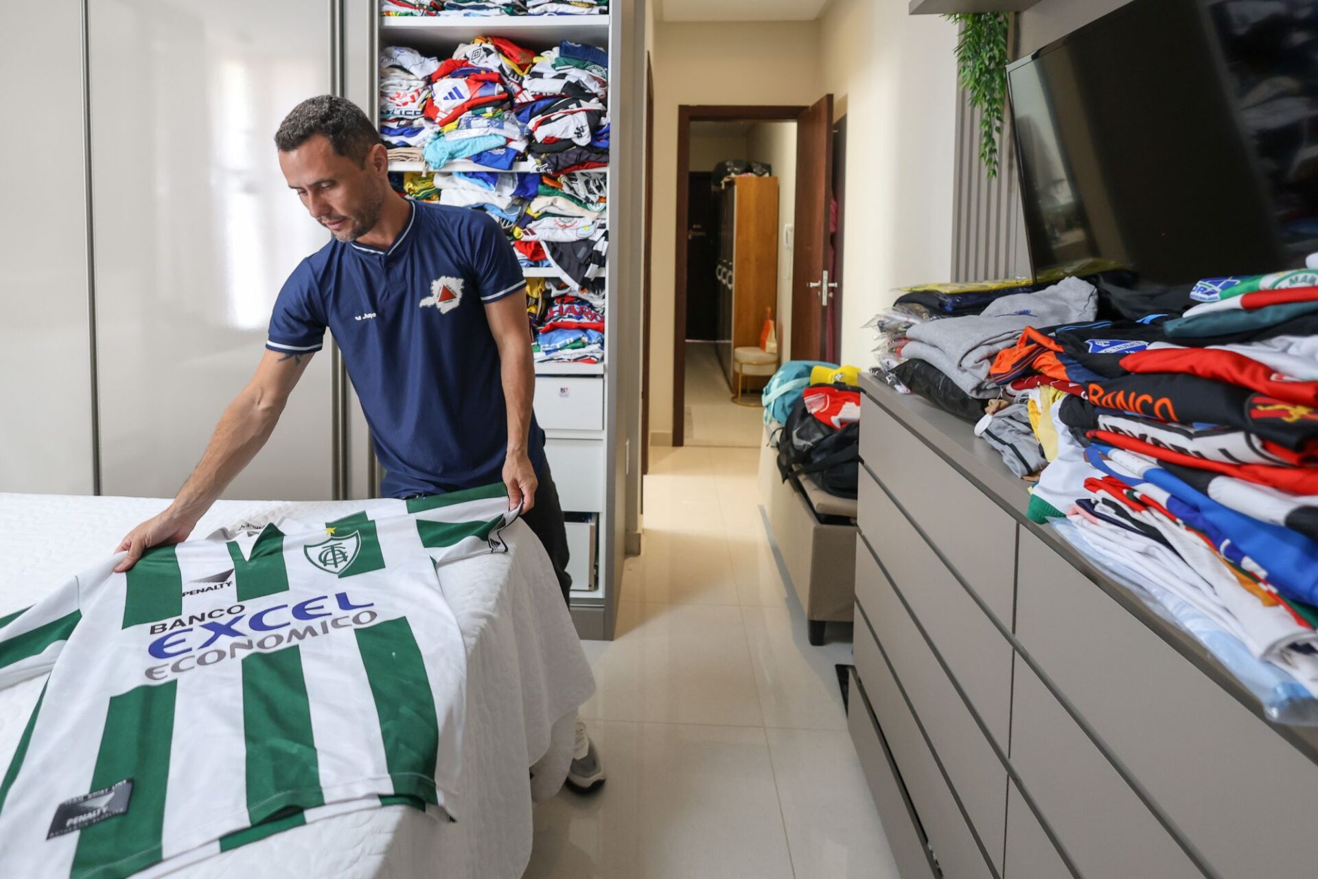 Cleitinho Azevedo: A Trajetória Rápida que O Levou à Disputa pelo Governo de Minas