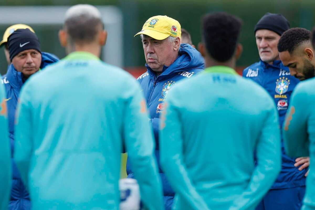 Ancelotti prepara mudanças na defesa para amistoso contra Austrália