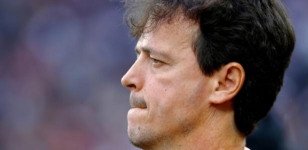 Diniz revela frustração com sequência negativa do Corinthians e busca solução