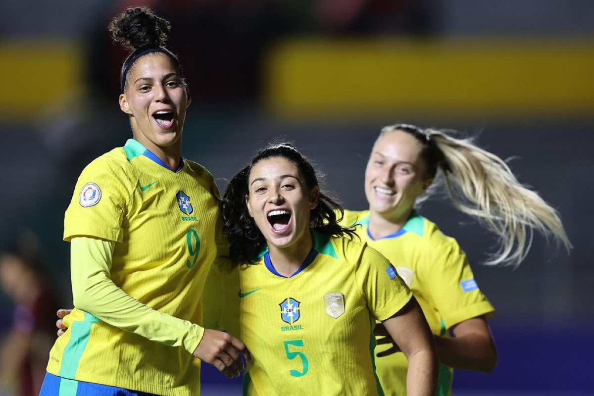 Senado aprova lei que coloca o futebol feminino como prioridade no esporte nacional