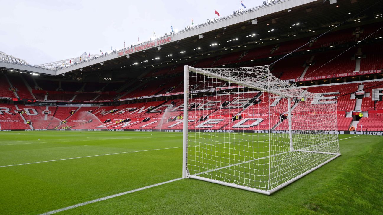 Manchester United e Manchester City duelam em Old Trafford pela Premier League
