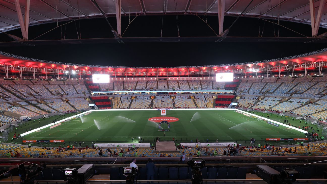 Flamengo e Corinthians se enfrentam no Maracanã em duelo decisivo pelo Brasileirão