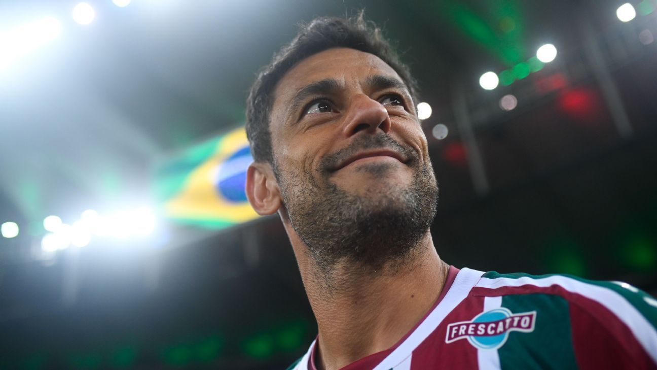 Fred dá primeiros passos como técnico e revela planos para carreira no futebol