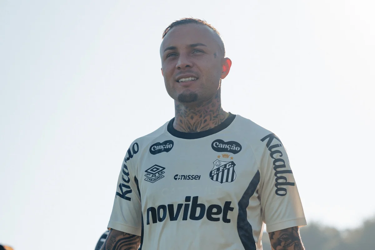 Everton Cebolinha é relacionado pelo Santos para duelo decisivo contra o Cruzeiro