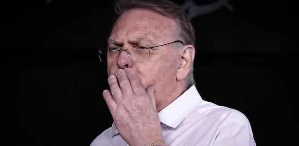 Torcida do Corinthians protesta contra presidente após vaga na semifinal do Brasileirão Feminino