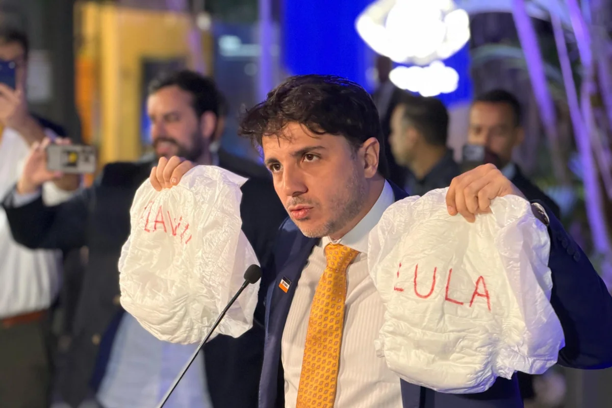 Renan Santos ameaça judicializar debate da TV Globo por vaga aberta de Lula