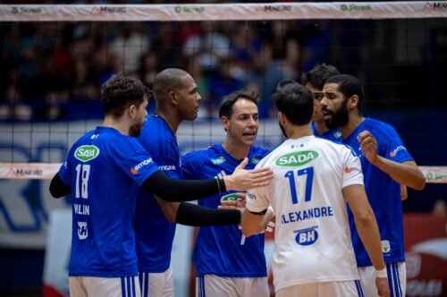 Sada Cruzeiro supera Praia Clube no tie-break e mantém liderança no Mineiro 2026