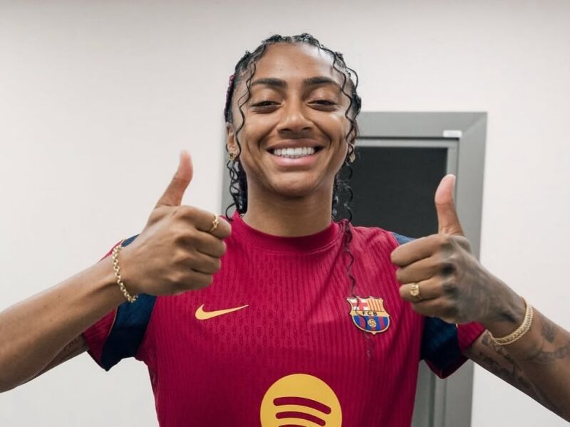 Mercado do futebol feminino bate recorde histórico em 2026 com investimentos milionários