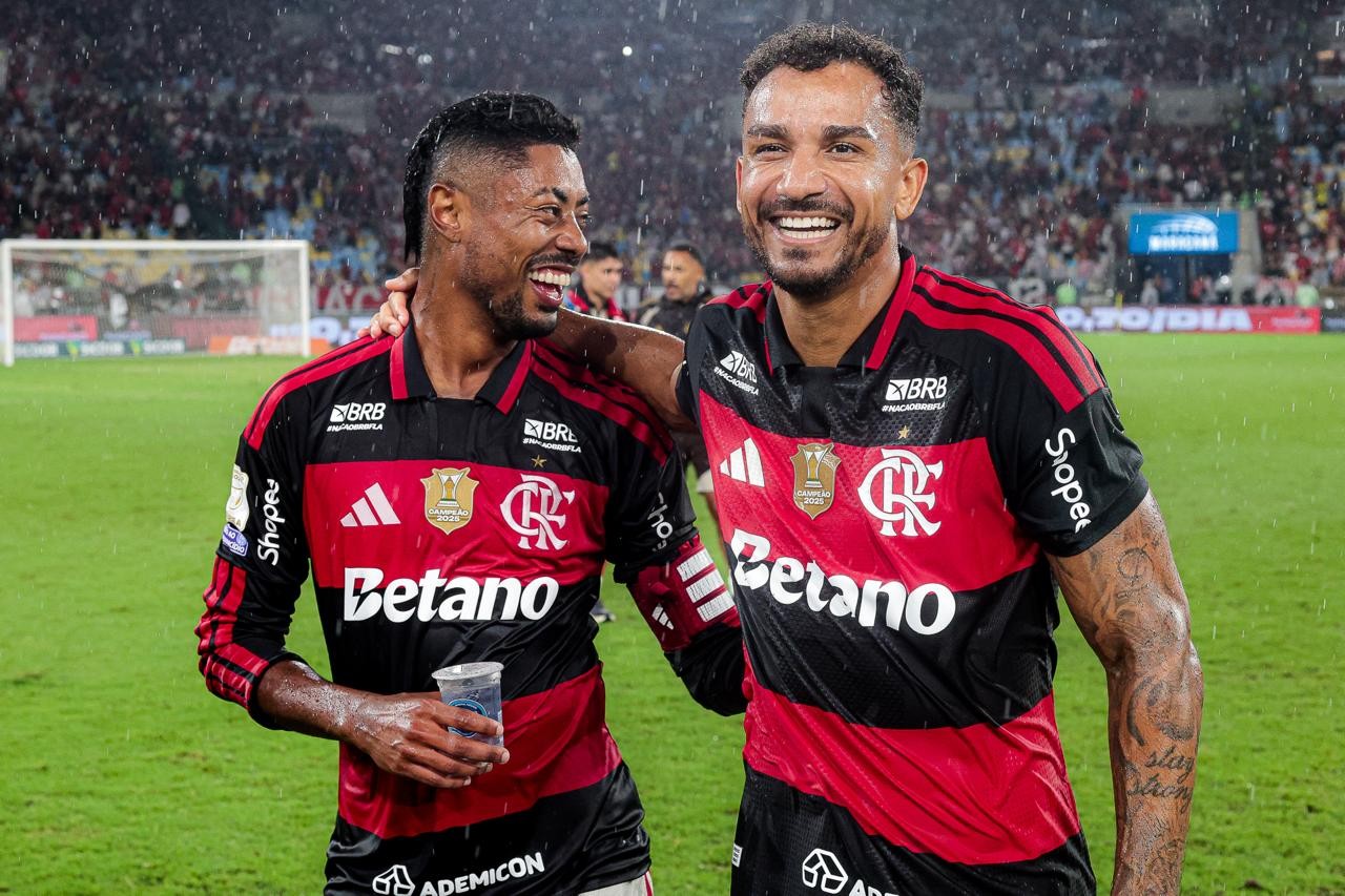 Flamengo alcança quinto triunfo seguido em 2026 após vitória emocionante sobre Corinthians