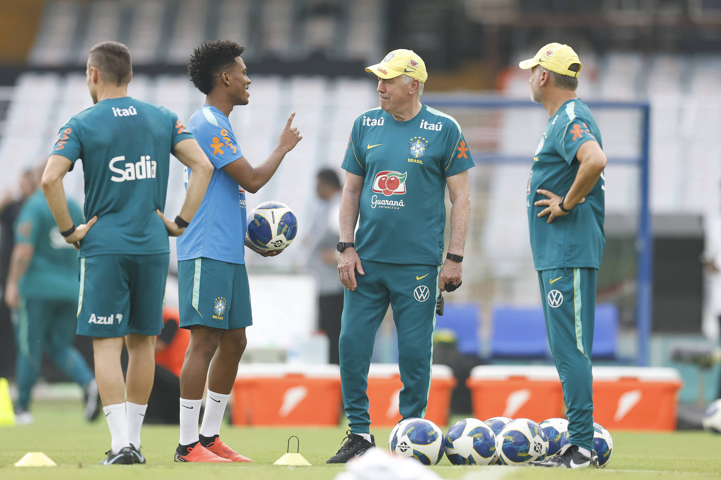 Brasil mira goleada contra Índia para embalar preparação rumo à Copa do Mundo