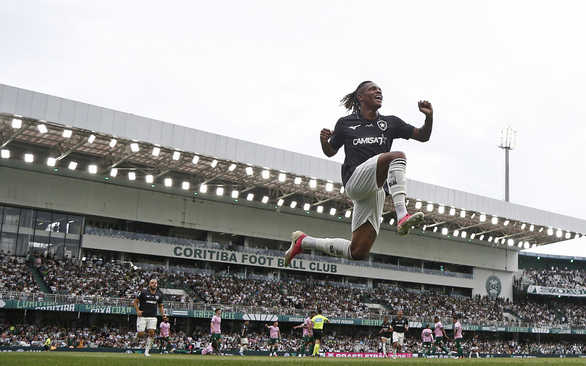 Danilo brilha e alcança marca histórica pelo Botafogo em 2026