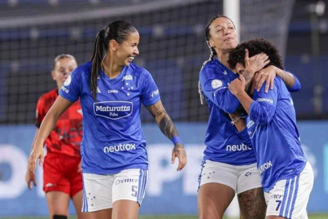 Cruzeiro avança com goleada e garante vaga na semifinal da Libertadores Feminina