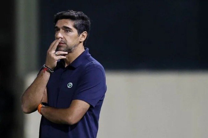 Palmeiras confirma liderança com vitória sólida sobre o Bragantino