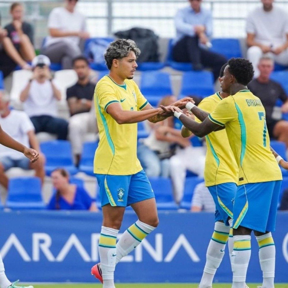 Brasil Sub-20 Brilha e Aplica Goleada de 4 a 0 Sobre México em Amistoso na Espanha