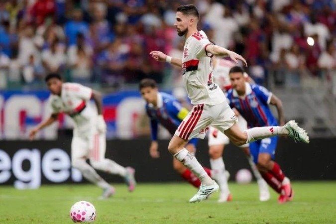 Brasileirão 2026: Flamengo e Palmeiras se isolam na ponta após rodada 31