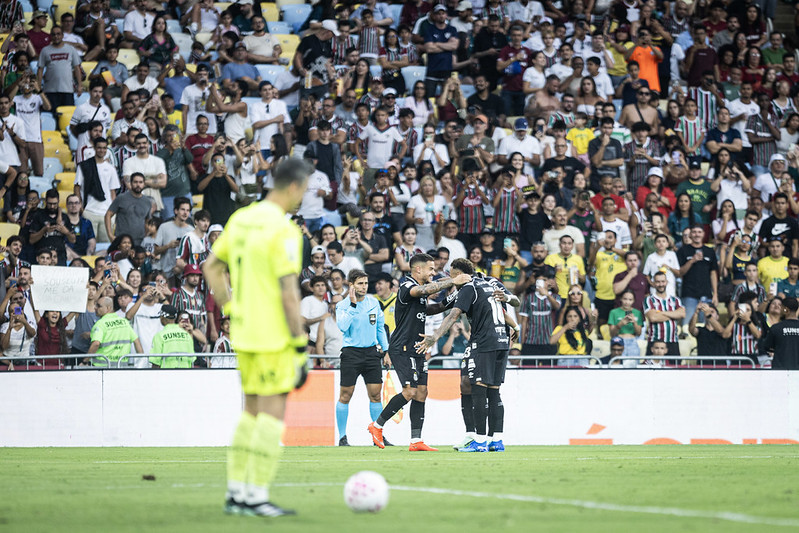 Santos surpreende no Maracanã e vira sobre Fluminense com ataque dos sonhos