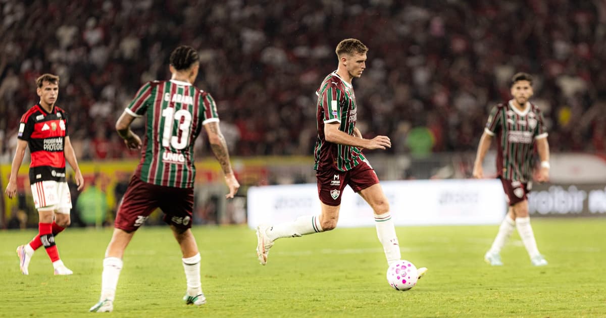 Flamengo domina Fla-Flu e dá passo importante na briga pelo título do Brasileirão