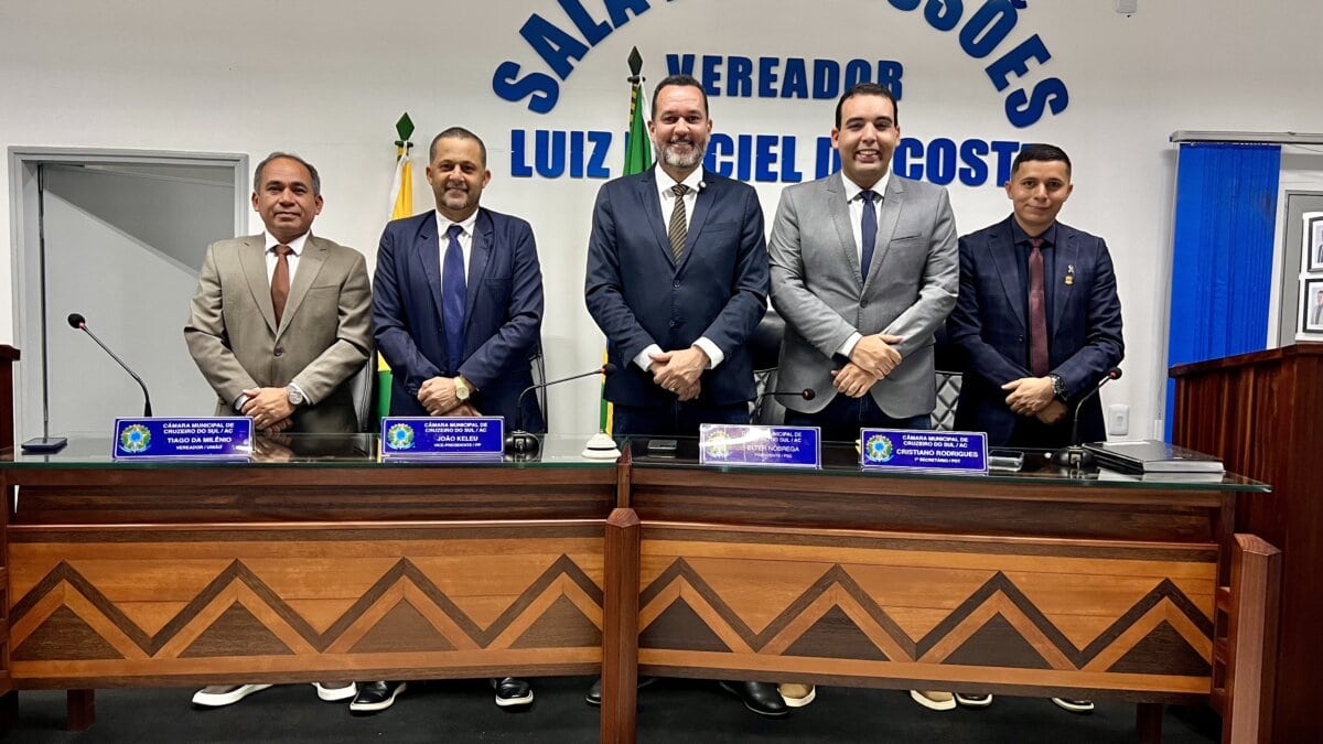Elter Nóbrega é reeleito presidente da Câmara de Cruzeiro do Sul com unanimidade