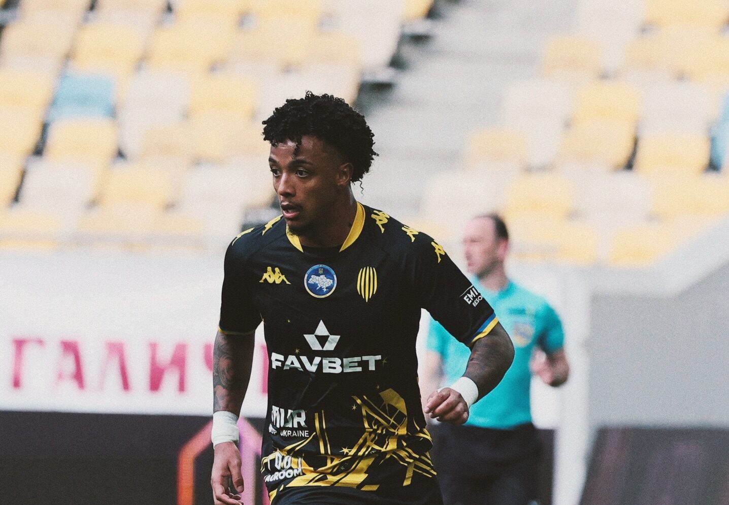 América confirma contratação do atacante Klayver para temporada 2027
