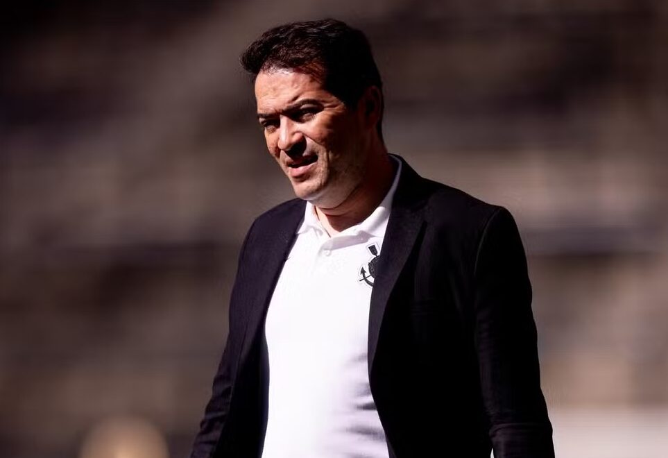 Marcelo Paz deixa cargo de executivo de futebol no Corinthians após acordo