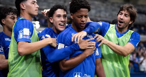 Cruzeiro Brilha com Novos Talentos e Conquista Vitória Crucial contra São Paulo