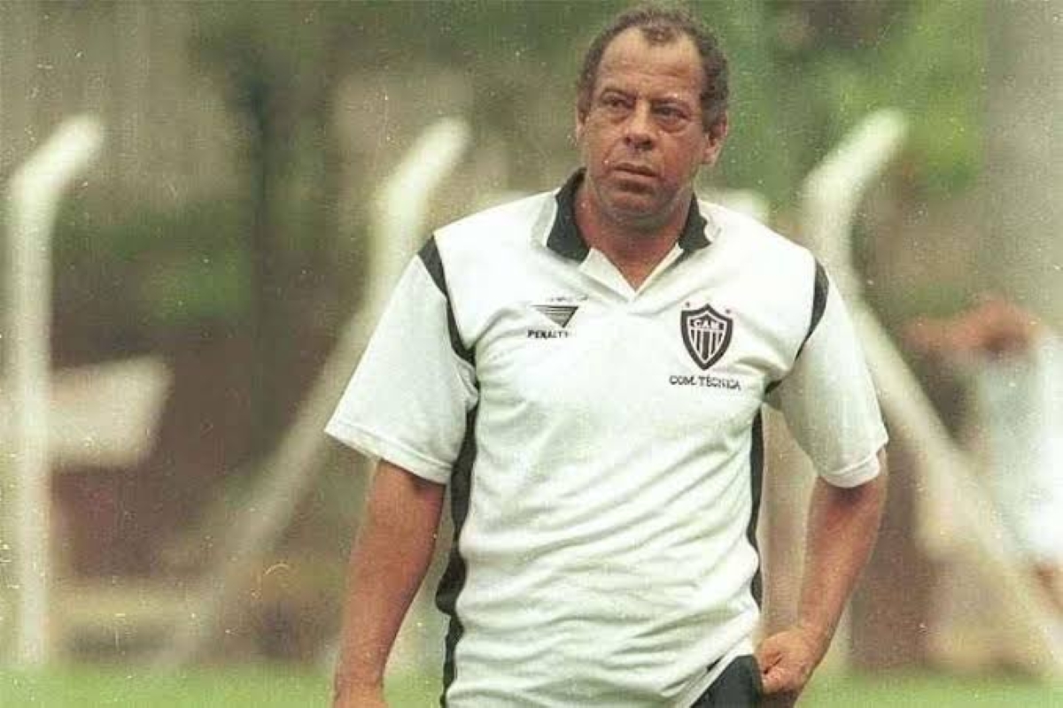 Dia dos Professores no Futebol: Relembre os Mestres que Marcaram o Atlético