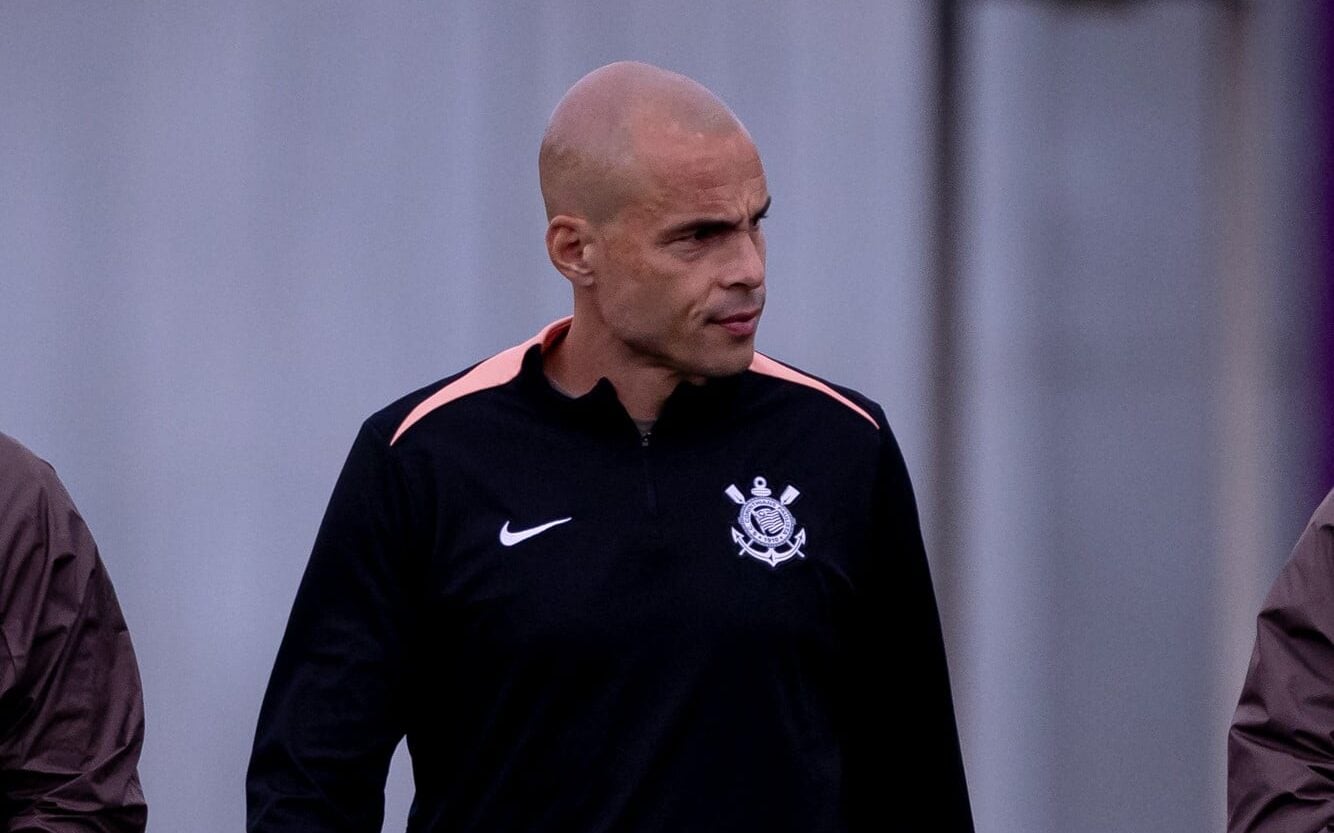 Corinthians ajusta comando do futebol após saída de Marcelo Paz e mira estabilidade