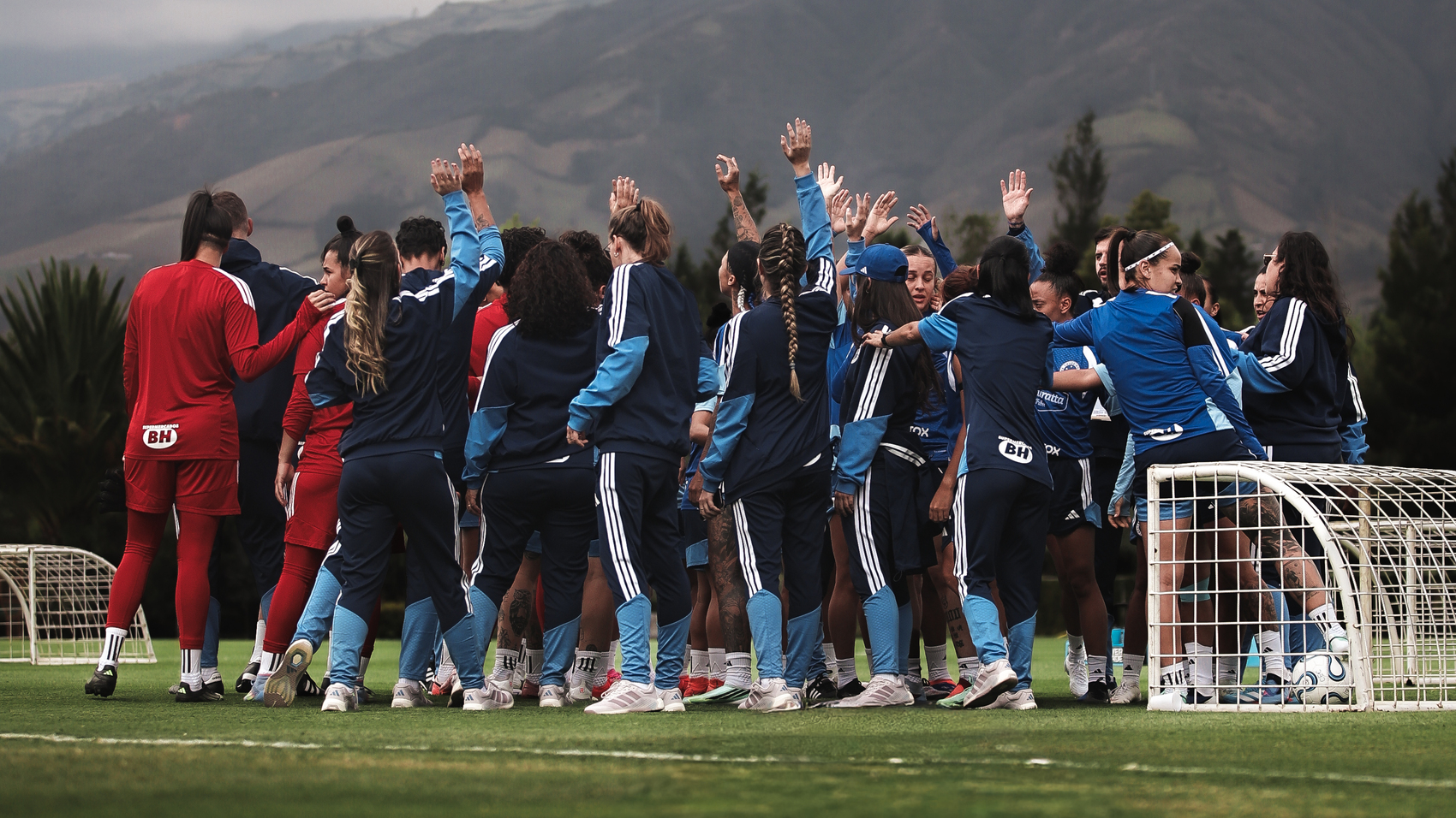 Cruzeiro faz história e avança às quartas da Copa Libertadores Feminina em estreia