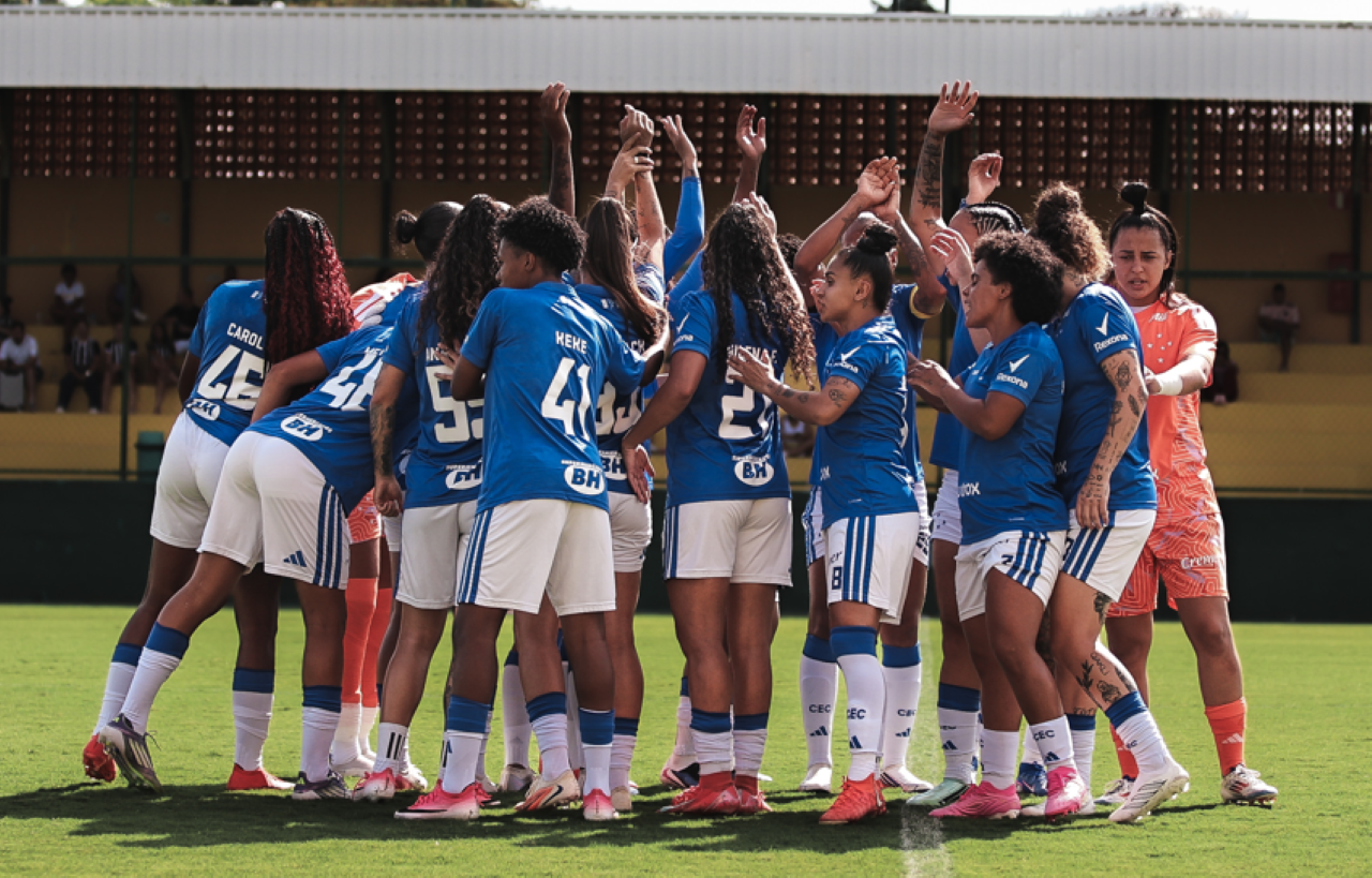 Cruzeiro Feminino estreia na Libertadores com desafio histórico em Quito