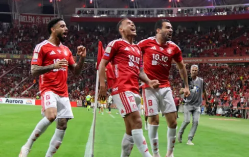 Brasileirão Retorna com Jogos Cheios de Emoção e Resultados Surpreendentes