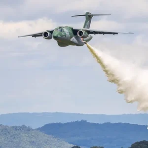 FAB reforça combate aos incêndios no Amazonas com aviões KC-390