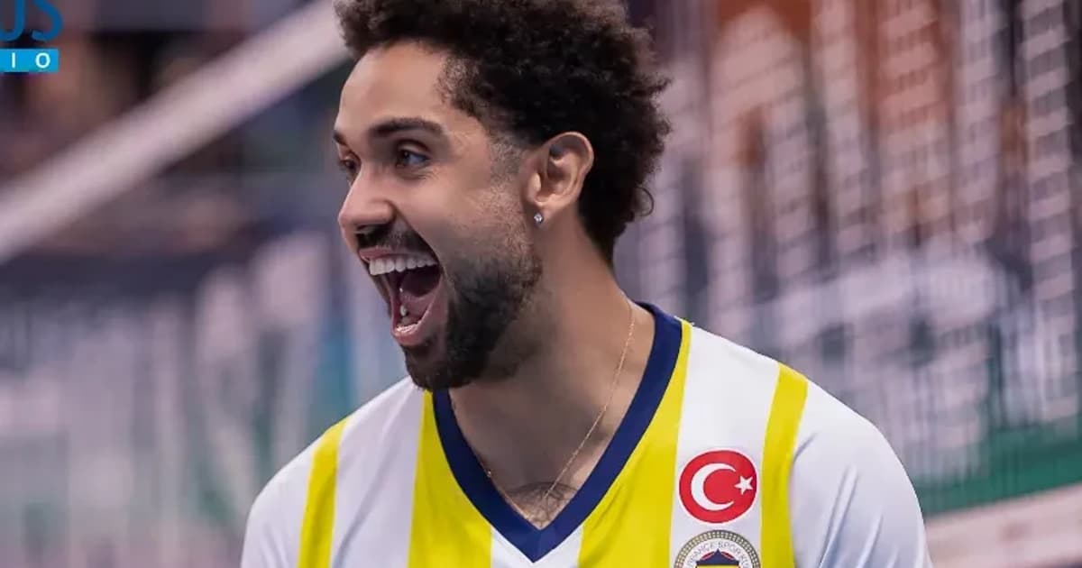 Fernando Cachopa inicia nova fase no Fenerbahçe com apoio de lenda brasileira