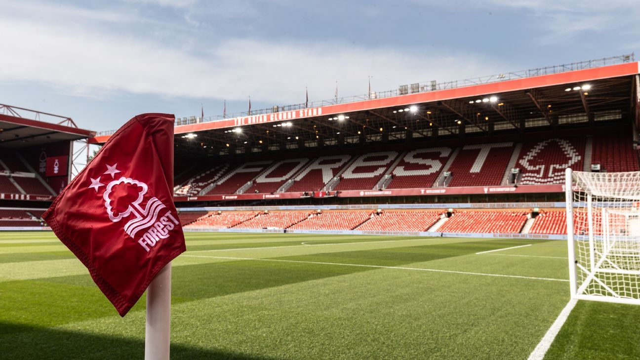 Arsenal enfrenta Nottingham Forest em busca de manter pressão no topo da Premier League