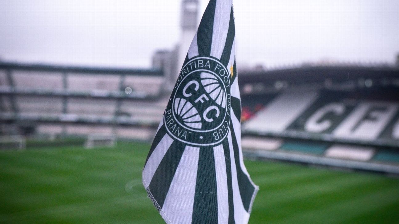 Coritiba e Botafogo duelam no Couto Pereira com pressões para fugir da zona de rebaixamento