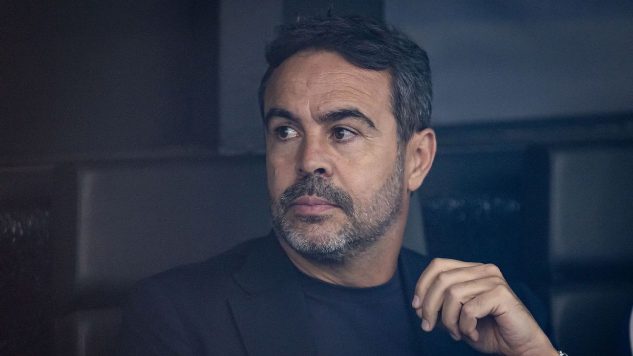 Artur Jorge reconhece erro tático que custou eliminação do Cruzeiro na Libertadores