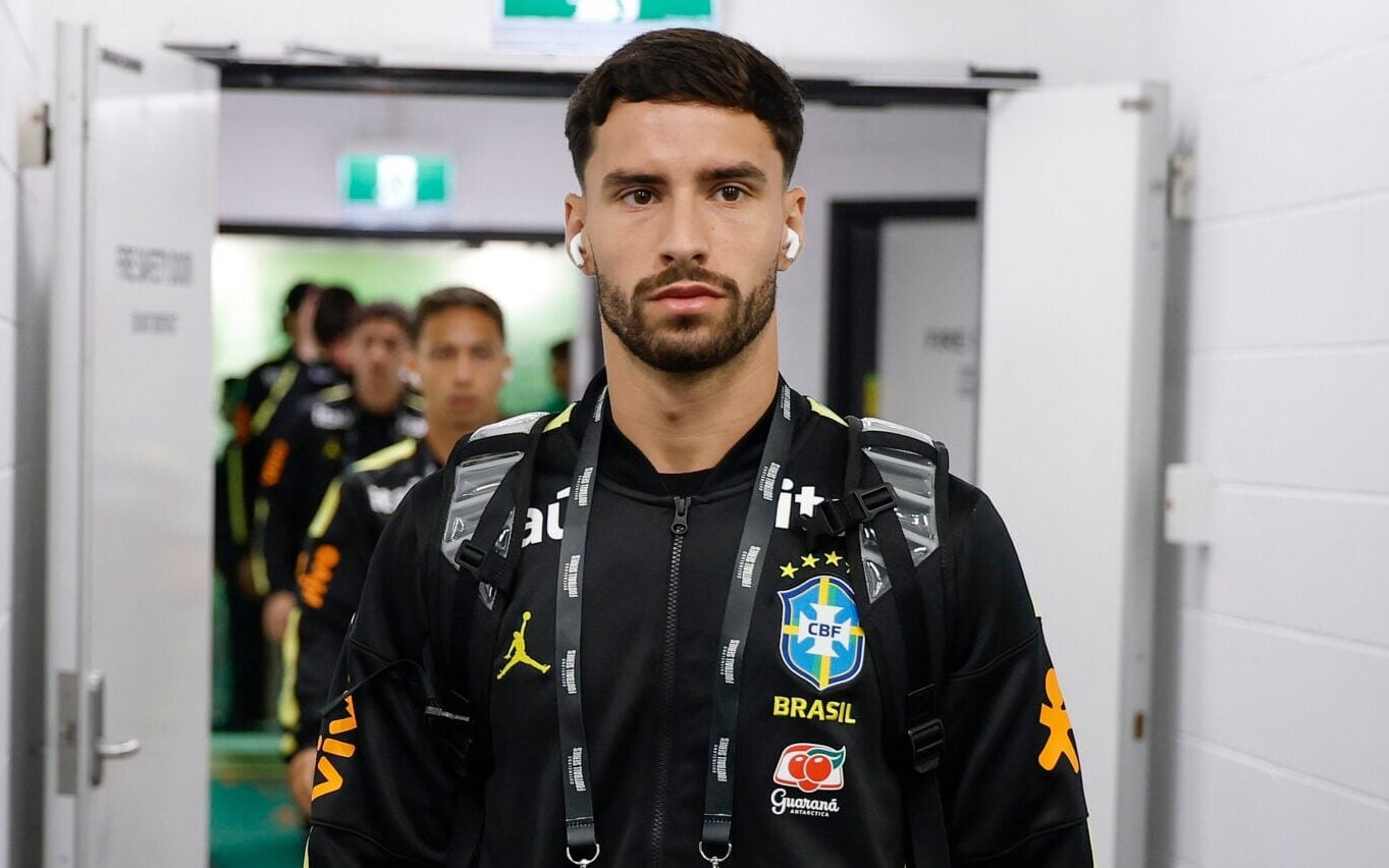 Martinelli brilha na Seleção Brasileira e conquista elogios de Ancelotti na Data Fifa