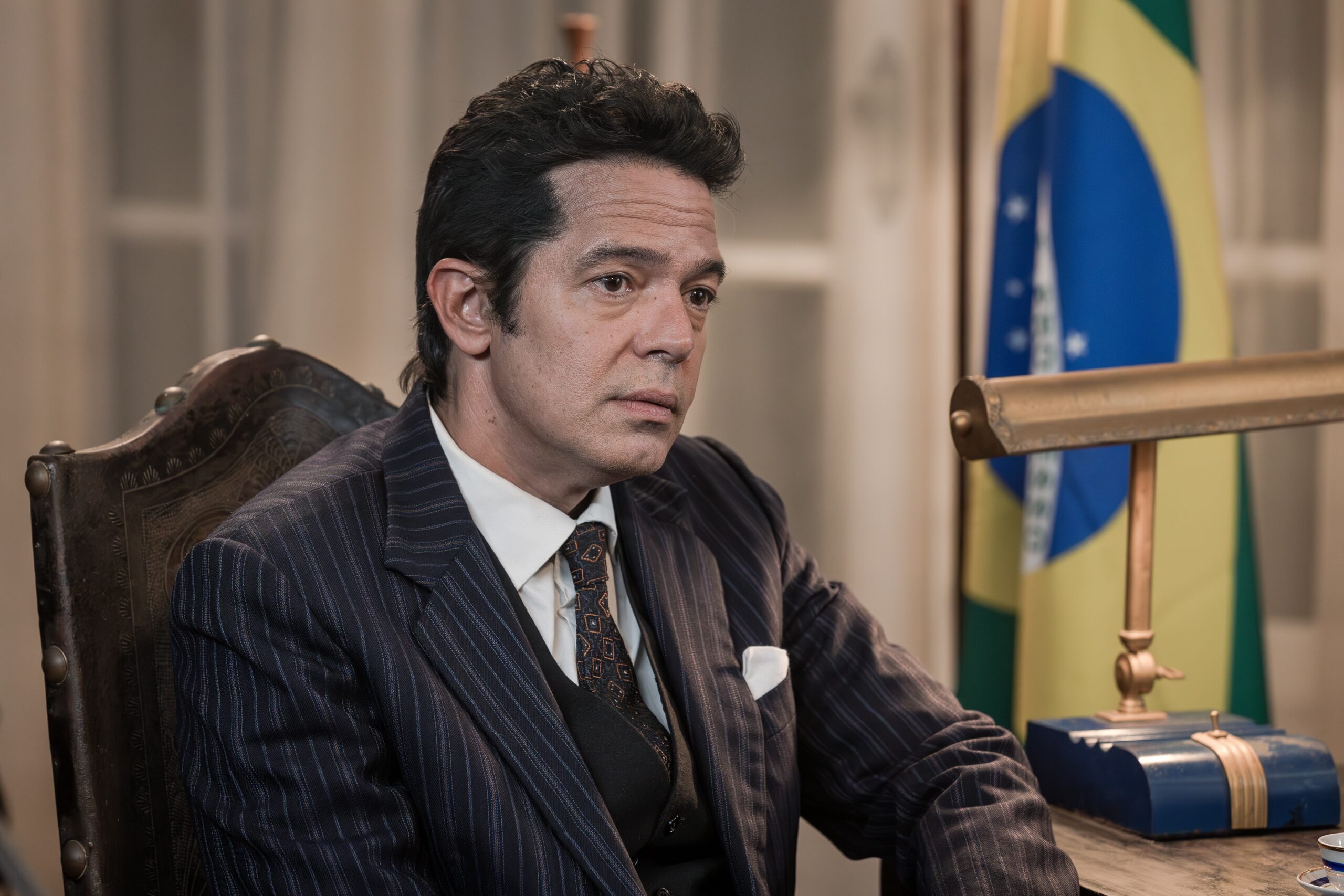 Bruno Mazzeo interpreta ex-presidente histórico do Vasco em filme que estreia em novembro