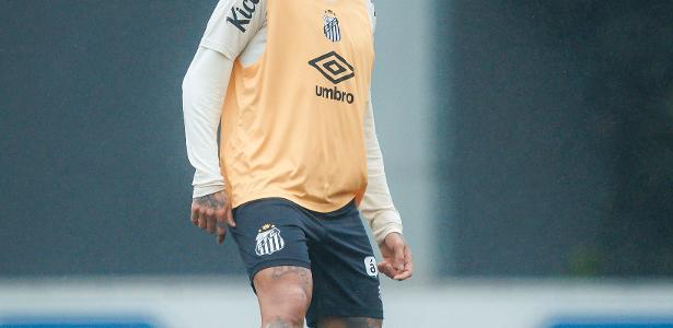 Santos se prepara para duelo decisivo contra Flamengo com Neymar em destaque
