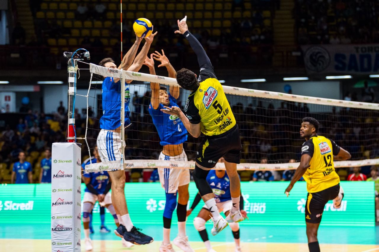 Sada Cruzeiro cai para Praia Clube e disputa terceiro lugar no Mineiro de Vôlei 2026